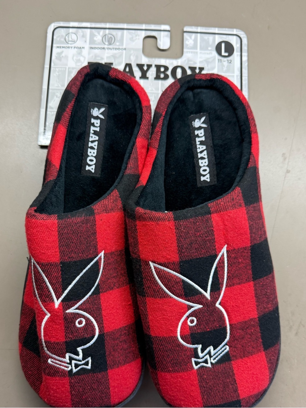 New w/Tag Playboy Red Plaid Fur Slippers Bunny Logo Memory Foam Size Large 11-12